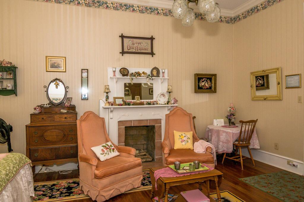 Bed and Breakfast Holly House Of Hamilton Exterior foto