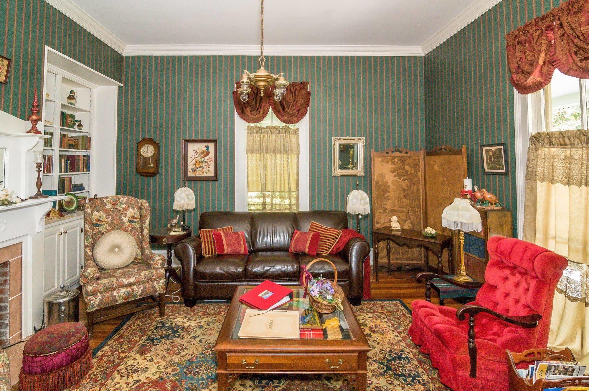 Bed and Breakfast Holly House Of Hamilton Exterior foto